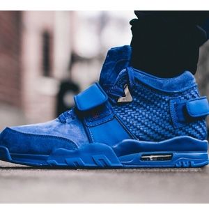 Nike Trainer Victor Cruz Rush Blue.